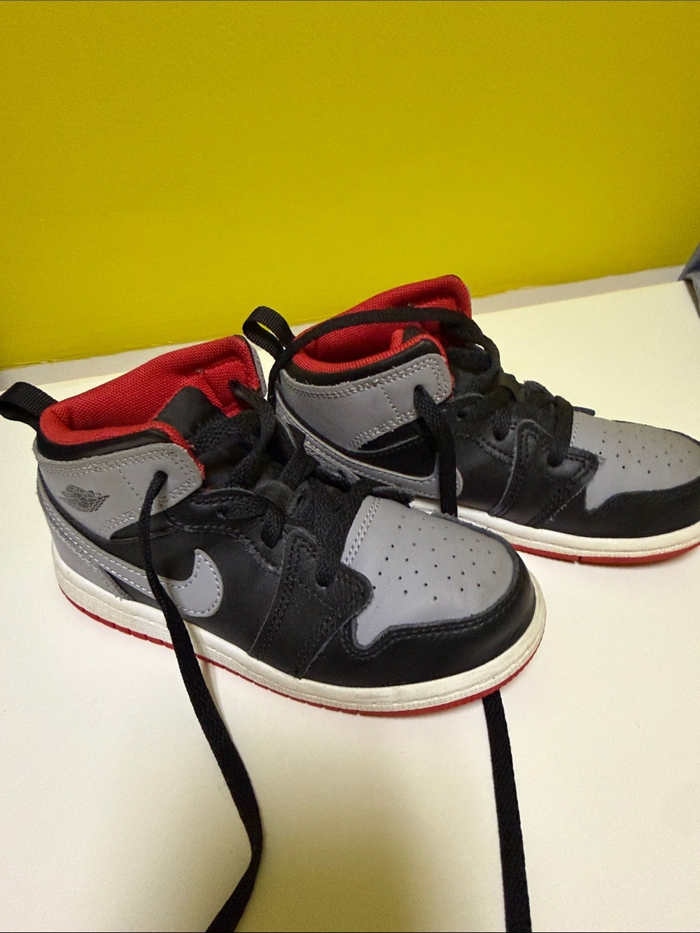 Nike Kids Gray, Black & Red High-Top Sneakers